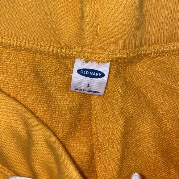 BUNDLE (2) Old Navy Womens soft shorts - Picture 6 of 7